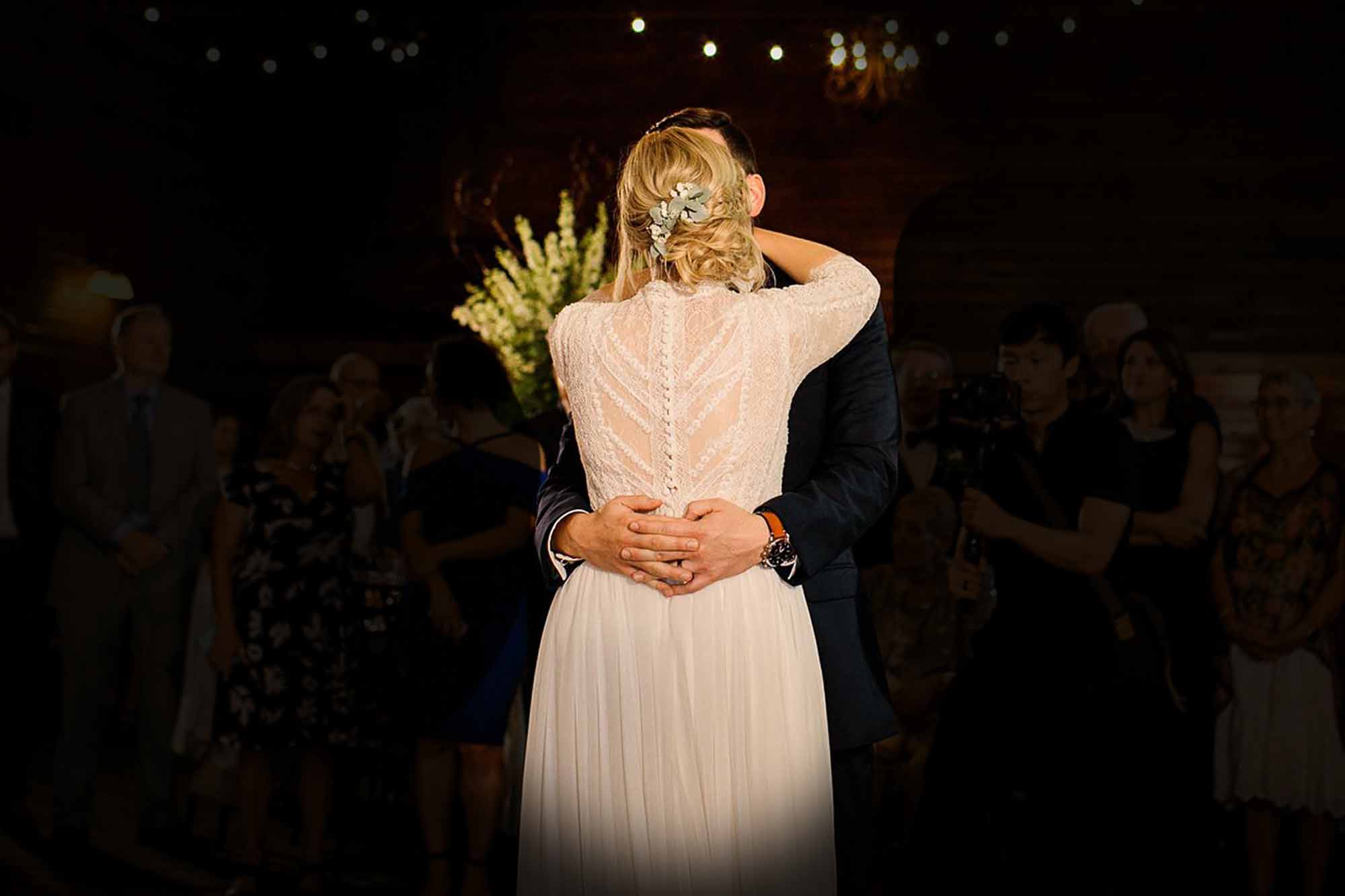 A newly married couple has a beautiful moment at Hollow Brook Golf Club